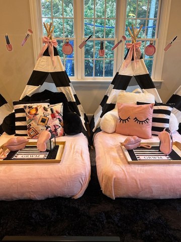 GRWM themed party setup