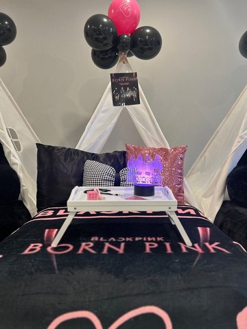 Blackpink themed party setup